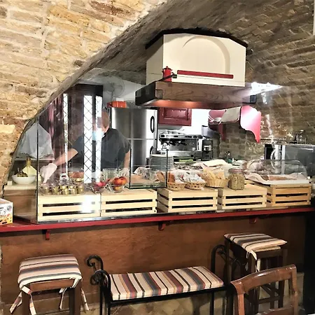B&B La Torretta sul Borgo-2